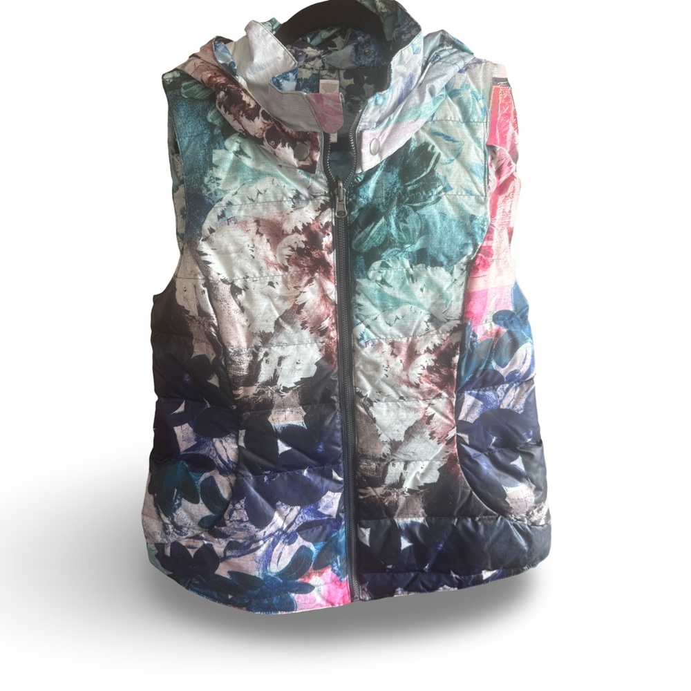 Women's Multicolor floral reversible, puffer vest. Anthropology PURE+GOOD